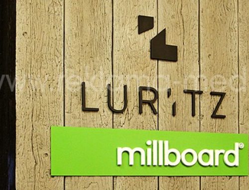 3D логотипы в интерьере шоу-рума с продукцией от TVR, LURITZ, Millboard и Новый интерьер